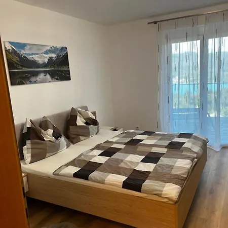 Проживание в семье Gastehaus Dollenz Tiebitsch